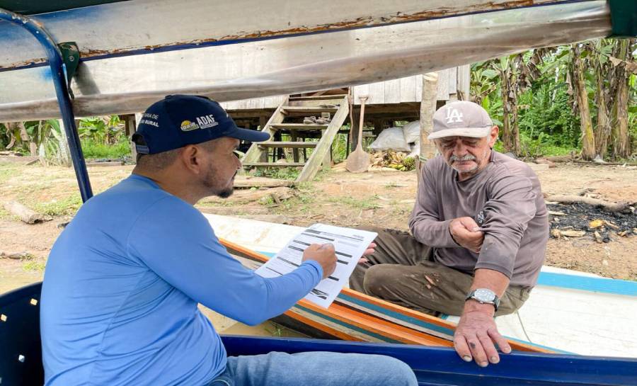 Em Guajará Idam leva atendimento sobre regularização de documentos a