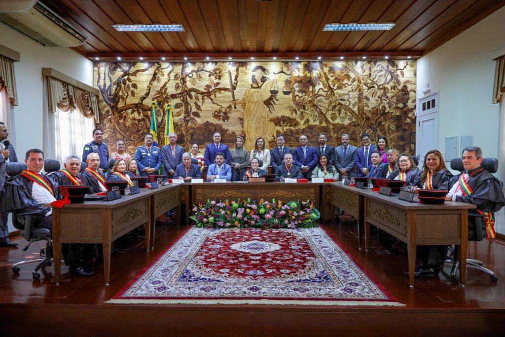 Celebração Governador Gladson Cameli prestigia sessão solene alusiva