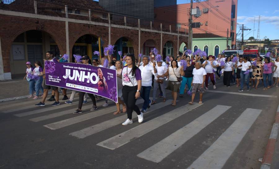 Caminhada Realizada Pelo Centro De Conviv Ncia Marca O Dia Mundial De